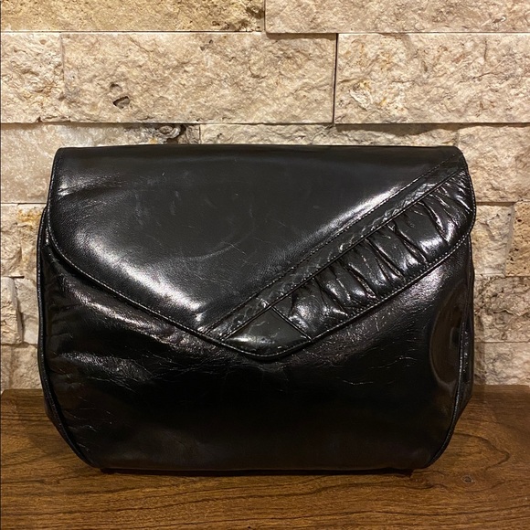 Vintage Patent Leather w/ Snakeskin Clutch / Crossbody - Picture 5 of 15